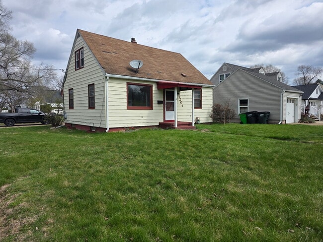 Photo - 1204 Kenilworth Ave