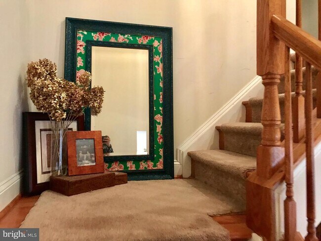 Photo - 25830 Turlough Terrace