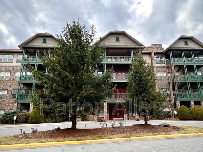 Building Photo - 9 Kenilworth Knolls Unit 303