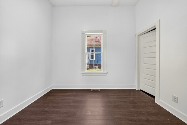 Photo - 2807 Beacon Ave Unit 1