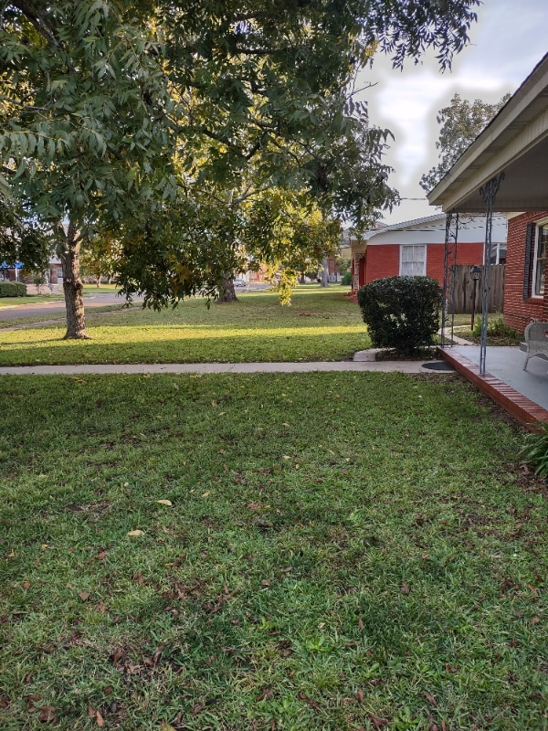 Photo - 30 N Trinity St