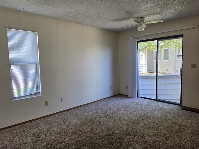 Photo - 17054 E Tennessee Dr