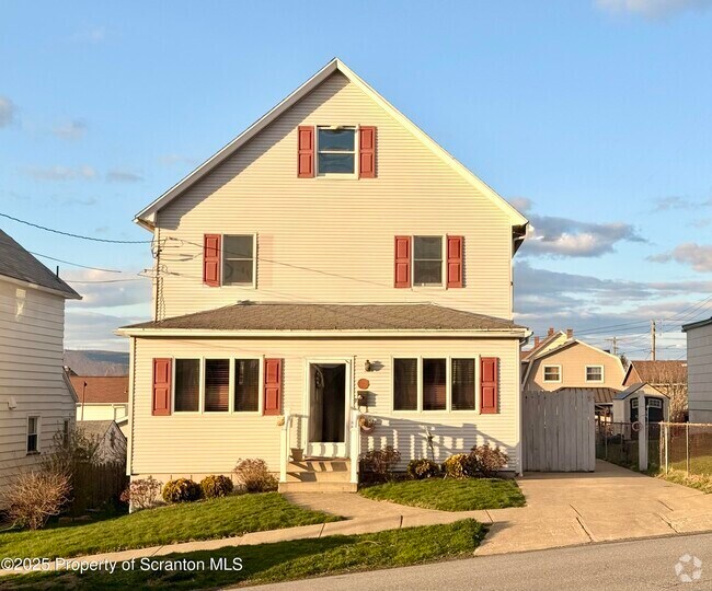 Building Photo - 1304 St Ann St Rental