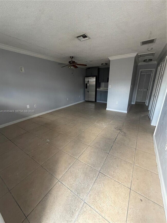 2924 NW 132nd Terrace Unidad 2