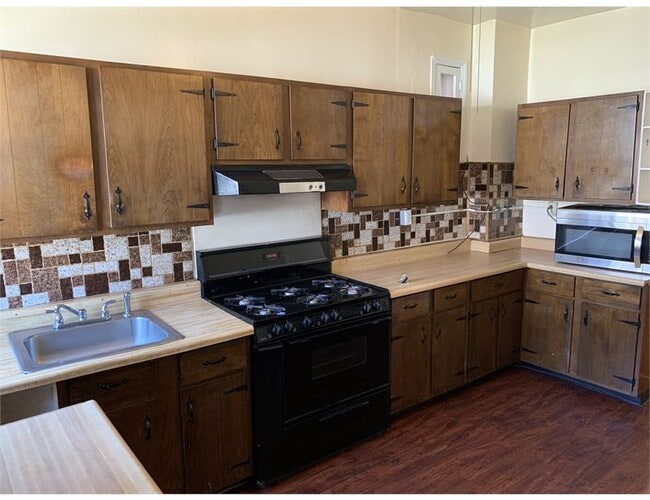 Photo - 518 Winston Ave