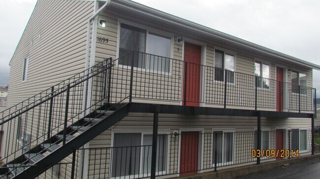 1695 S. Levick - 1695 S Levick St Apartments Unit #4