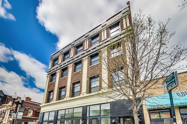 Photo - 1124 W Wilson Avenue