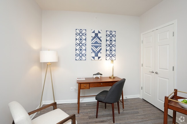 Estudio - Nichol Flats