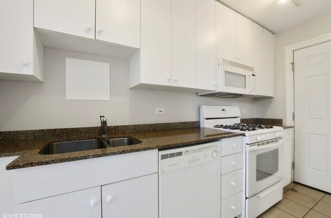 4335 W Irving Park Rd Unit 4335 W Irving Park Rd Apt 101