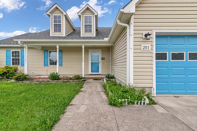 Photo - 201 Ross Ct