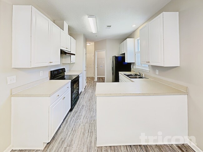 Photo - 110 Fawnhill Ct