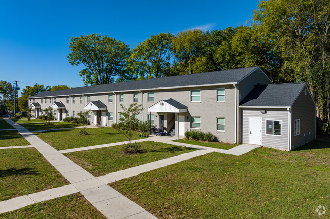 Photo - Redd Fox Apartments