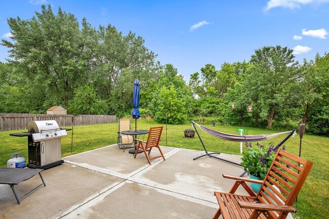 Photo - 1661 Cameron Dr