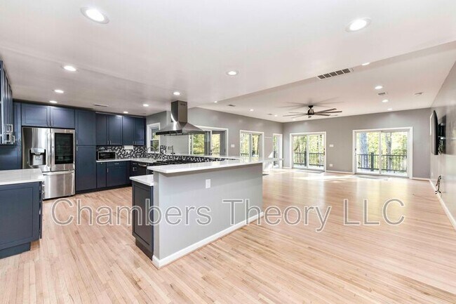 Photo - 7107 Hadlow Ct