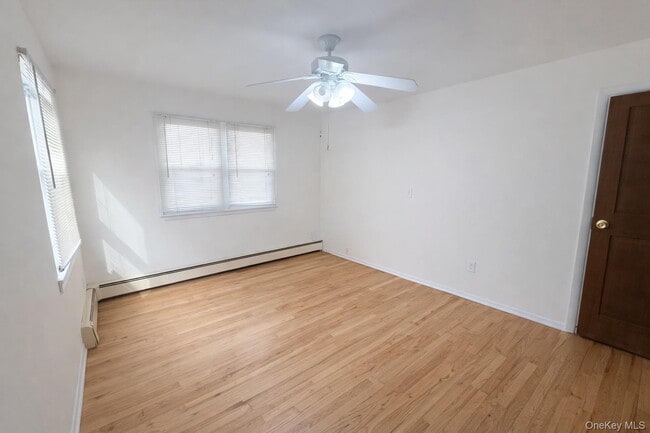 Photo - 14 Upland Dr