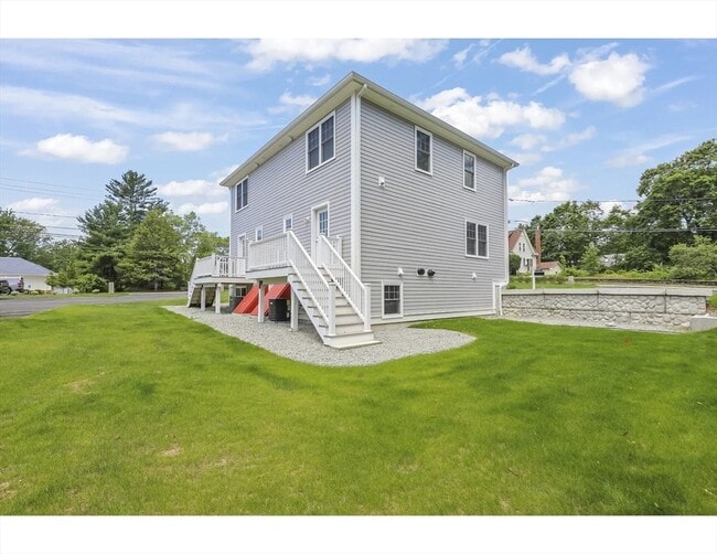 Photo - 5 W Chapel St