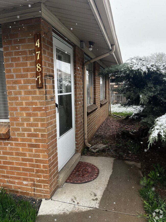 Building Photo - 2 Bed 1 Bath Duplex in Wheat Ridge! Unit 4787 Rental
