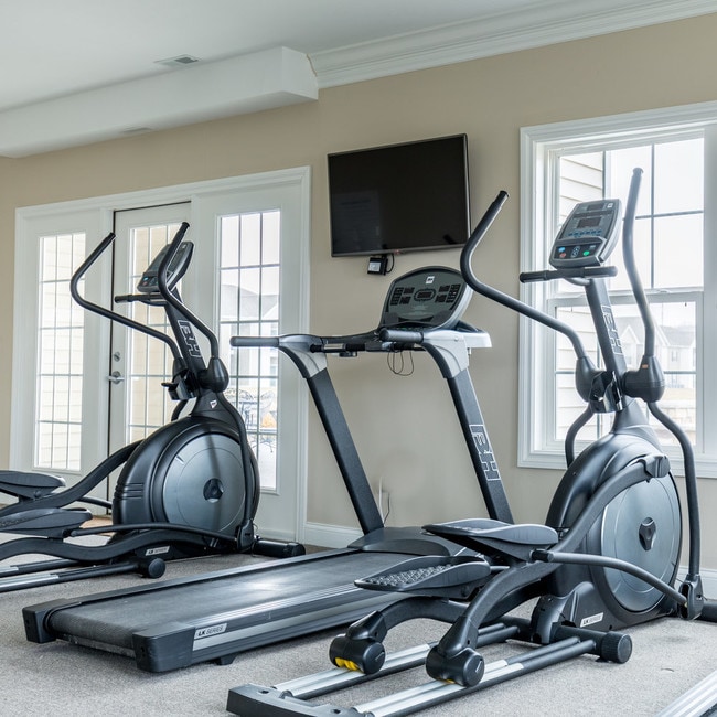 Lakeside at Fallen Timbers Apartments Townhomes for Rent Maumee, OH