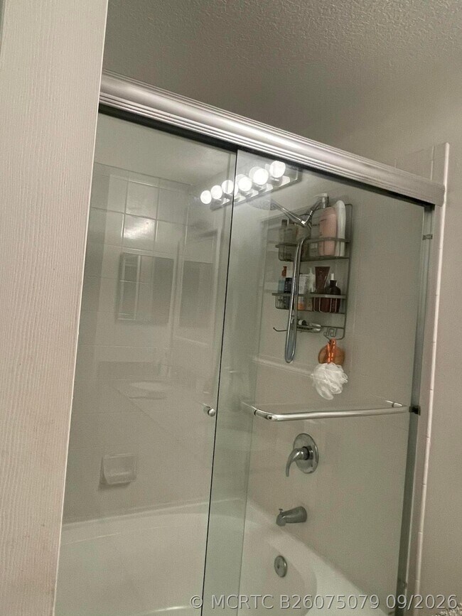 1116 University Blvd Unit 11