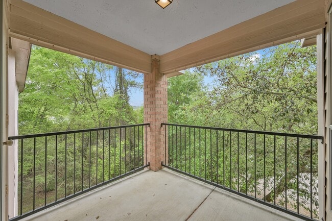 Photo - 8051 Bay Branch Dr