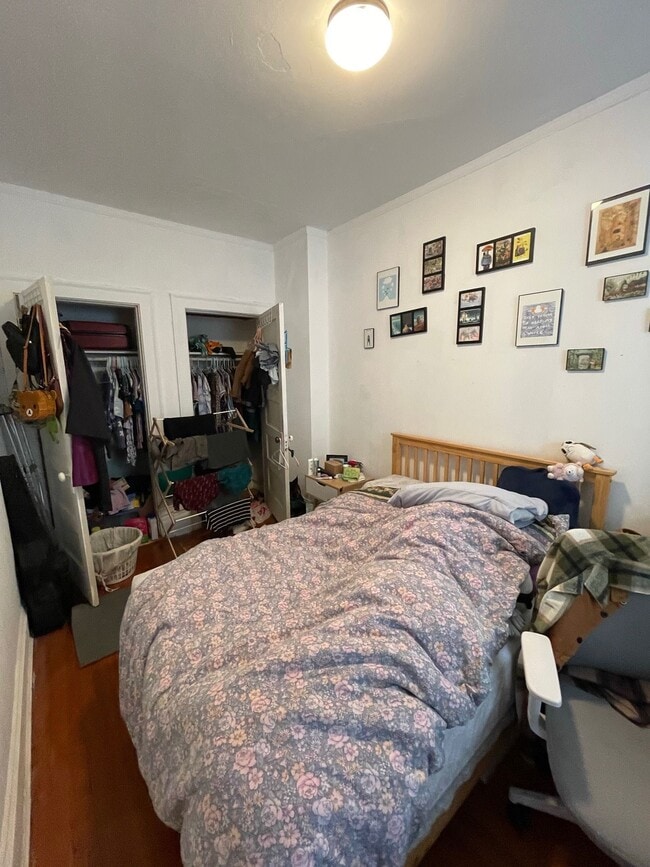 Building Photo - 52 Fenway Unit 4