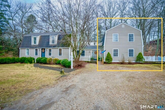 Photo - 8 Oak Tree Ln
