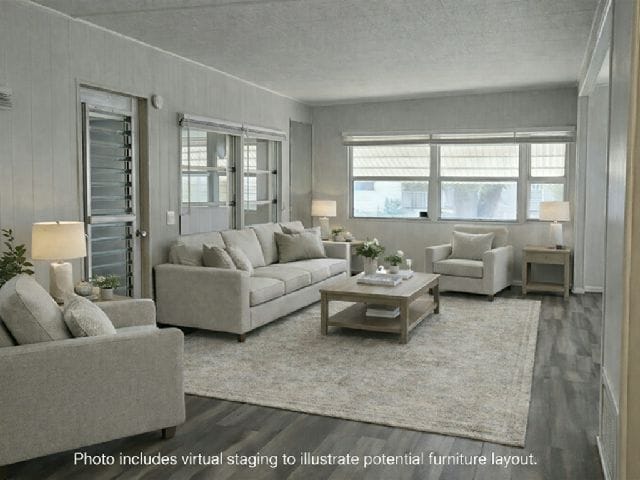 Photo - 5027 4th St W