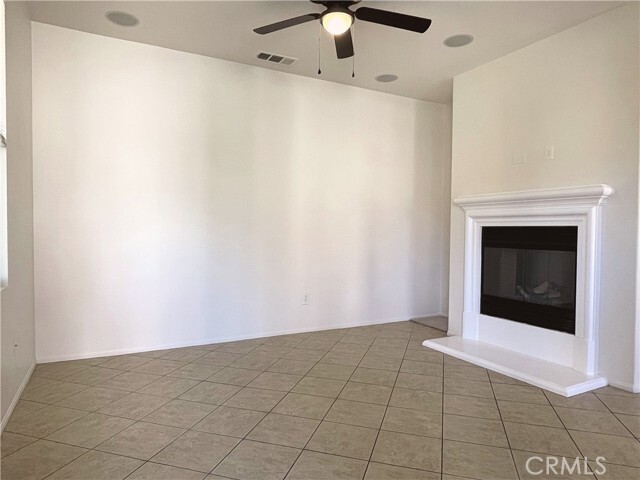 Photo - 1488 Springfield Way