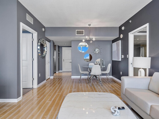 Photo - 610 W Las Olas Blvd Unit 1814n