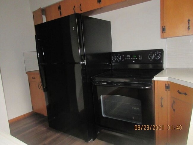 Photo - 1651-1655 Diamond NE Unidad 1655 Diamond NE