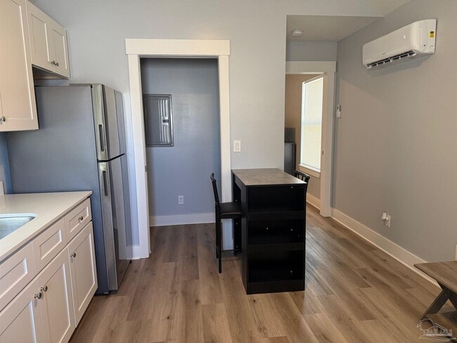 Photo - 2051 W Blount St