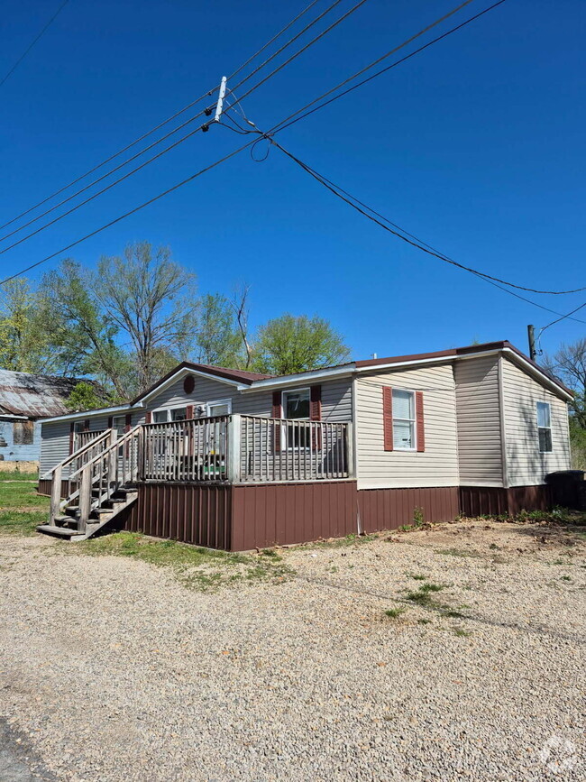 Building Photo - 7824 2nd St Rental