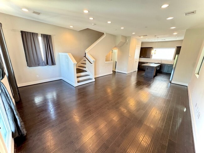 Photo - 1613 Milby St