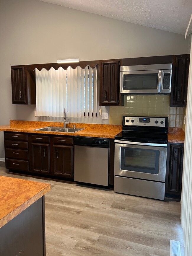 Photo - 2885 Aljor Ct