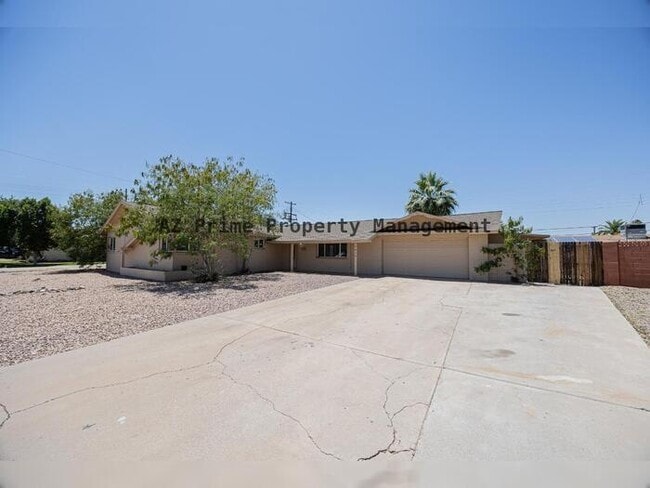 Building Photo - 5018 N 64th Ln