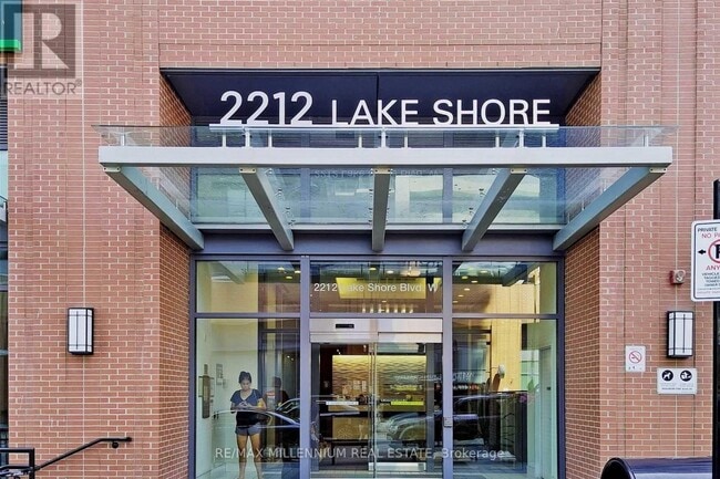 Photo - 2212 Lake Shore Blvd W Unit 608