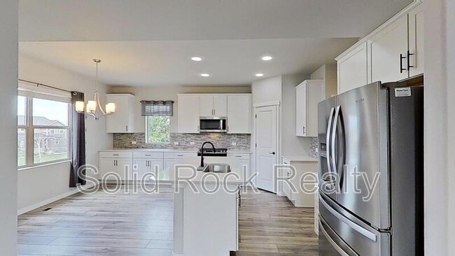 Photo - 7621 Red River Wy