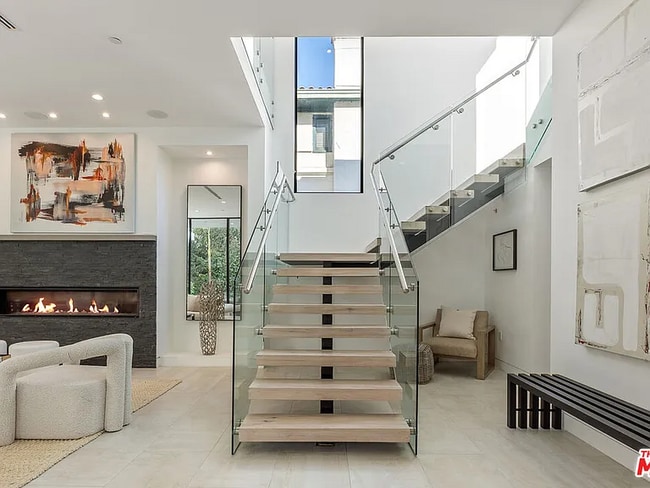 Photo - 1621 N Fairfax Ave