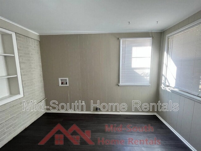 2151 Berkeley Ave