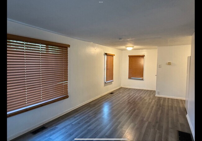 Photo - 2861 S Roena St Unidad D