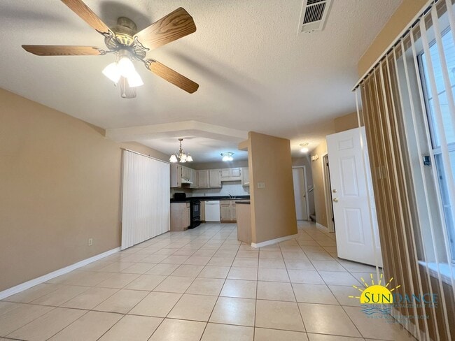 Photo - Exceptional 2 Bedroom Home near Beal Parkway!