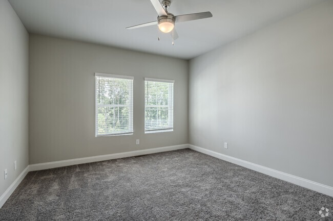 1BR, 1.5BA - 1048SF - Bedroom