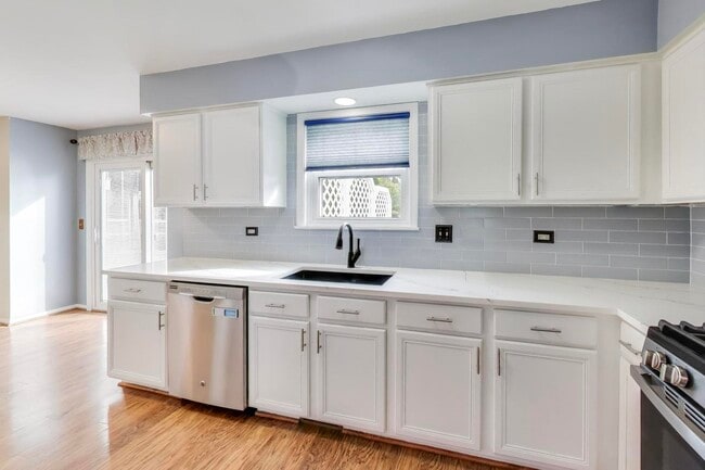 Photo - 2706 Steamboat Cir