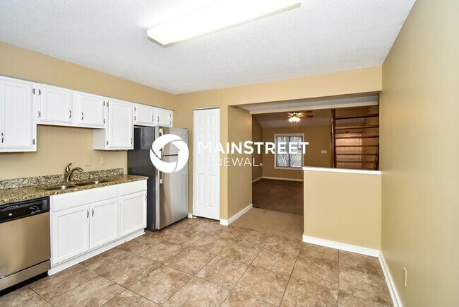 Photo - 3 Bedroom Pet-Friendly Home in Louisville,...
