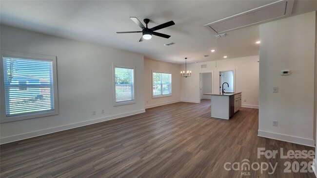 Photo - 1818 E Greenbriar Rd