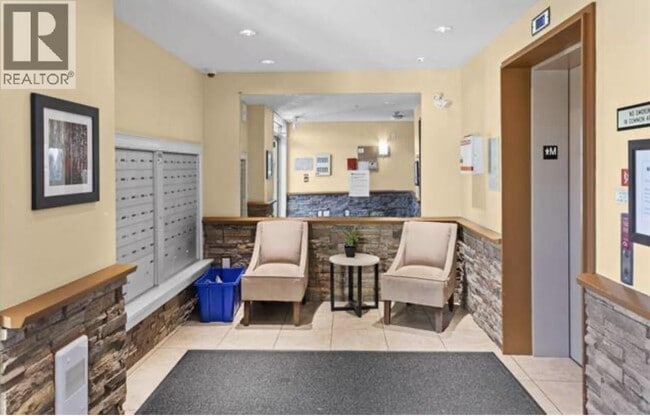 Photo - 11887 Burnett St.