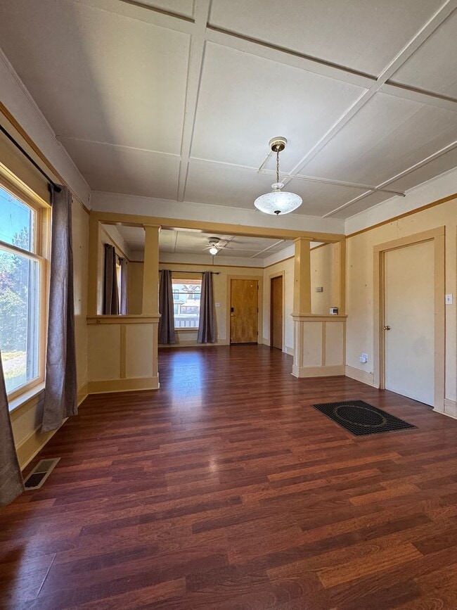 Photo - 509 N Cle Elum St Unit 1