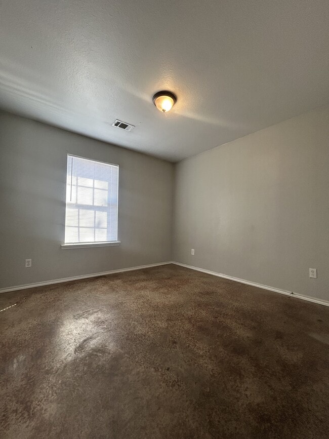 Photo - 11910 Fairview St