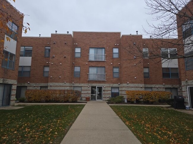 Building Photo - 3255 Kirchoff Rd Unit 301