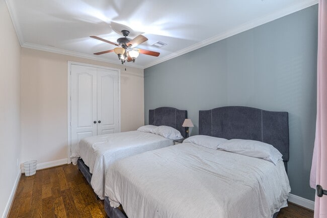 Photo - 34 Danby Place